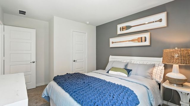 9820 Anyhow Drive, Aubrey, TX 76227