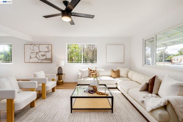 7172 Amador Valley Blvd, Dublin, CA 94568