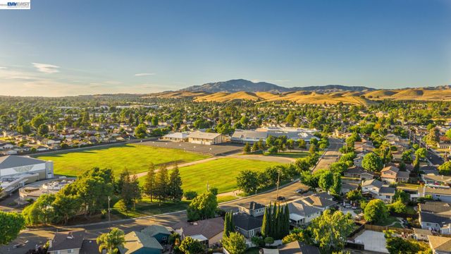 7172 Amador Valley Blvd, Dublin, CA 94568