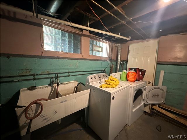 99 Gallatin Avenue, Buffalo, NY 14207