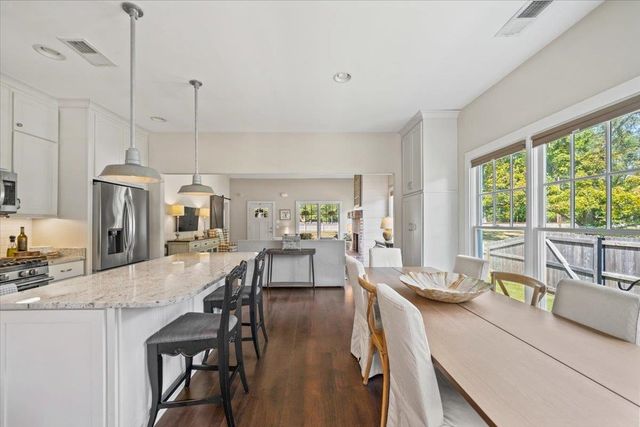 469 S ROWLETT ST, Collierville, TN 38017