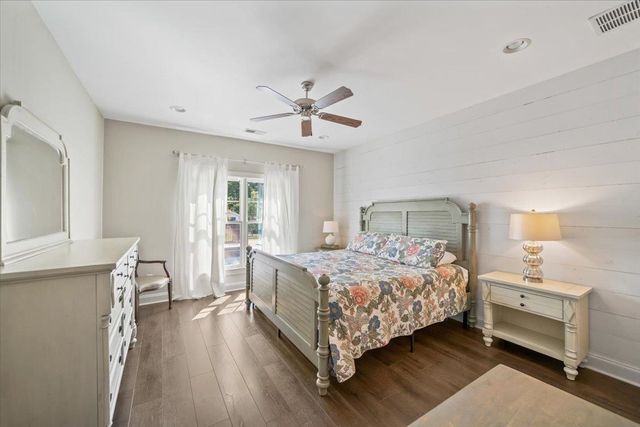 469 S ROWLETT ST, Collierville, TN 38017