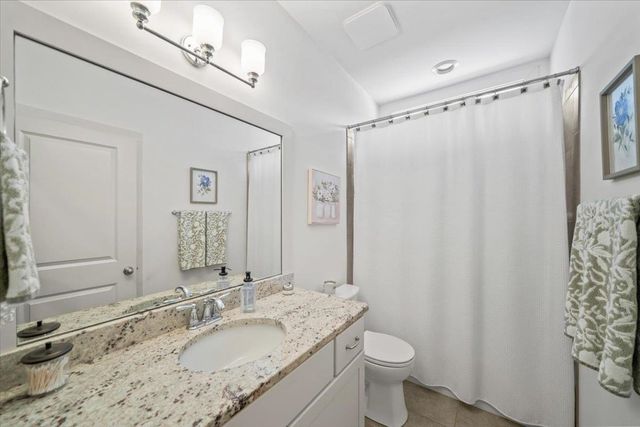 469 S ROWLETT ST, Collierville, TN 38017