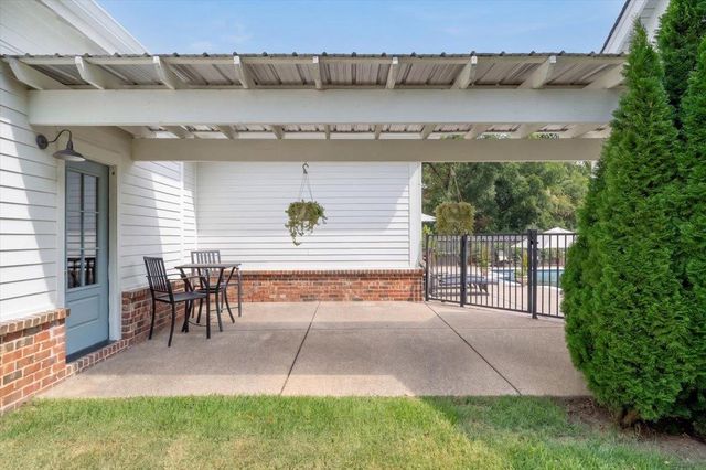 469 S ROWLETT ST, Collierville, TN 38017