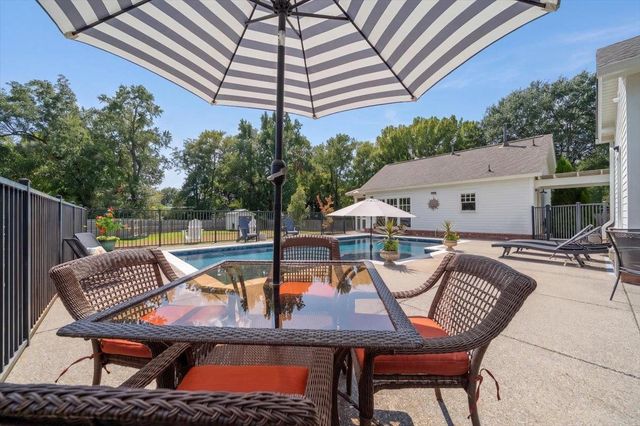 469 S ROWLETT ST, Collierville, TN 38017