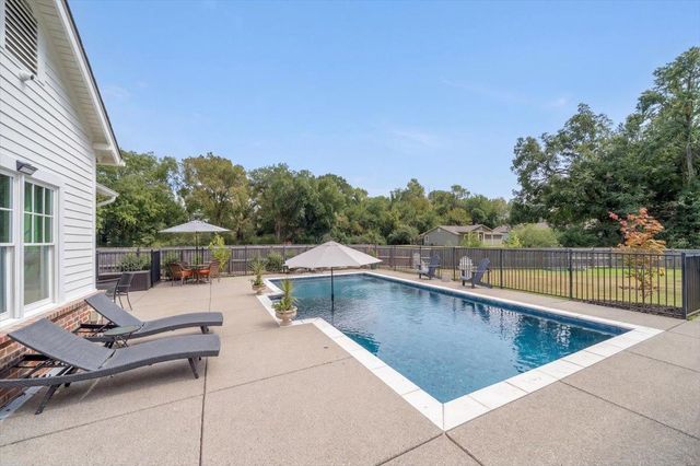 469 S ROWLETT ST, Collierville, TN 38017