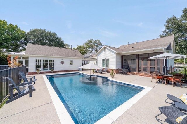 469 S ROWLETT ST, Collierville, TN 38017