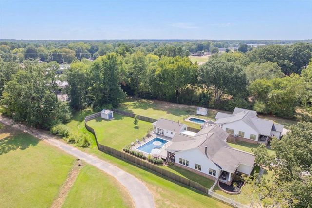 469 S ROWLETT ST, Collierville, TN 38017