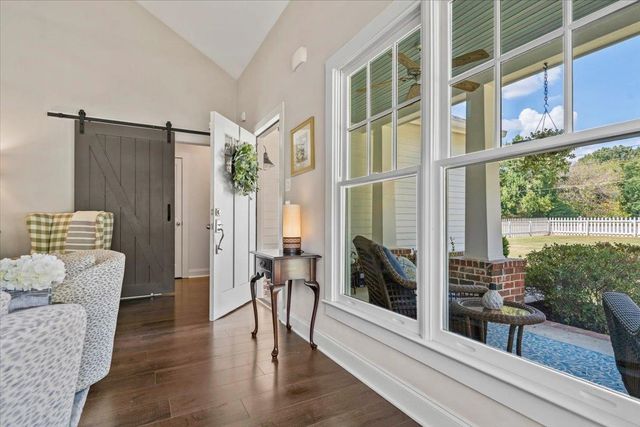 469 S ROWLETT ST, Collierville, TN 38017
