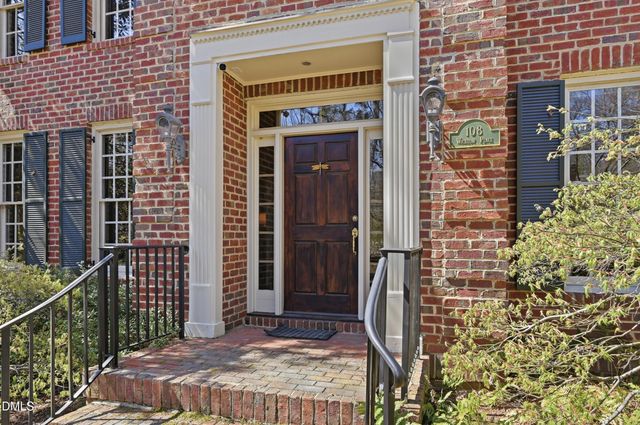 108 Wicklow Place, Chapel Hill, NC 27517