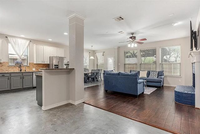 1408 Creek Springs Drive, Allen, TX 75002