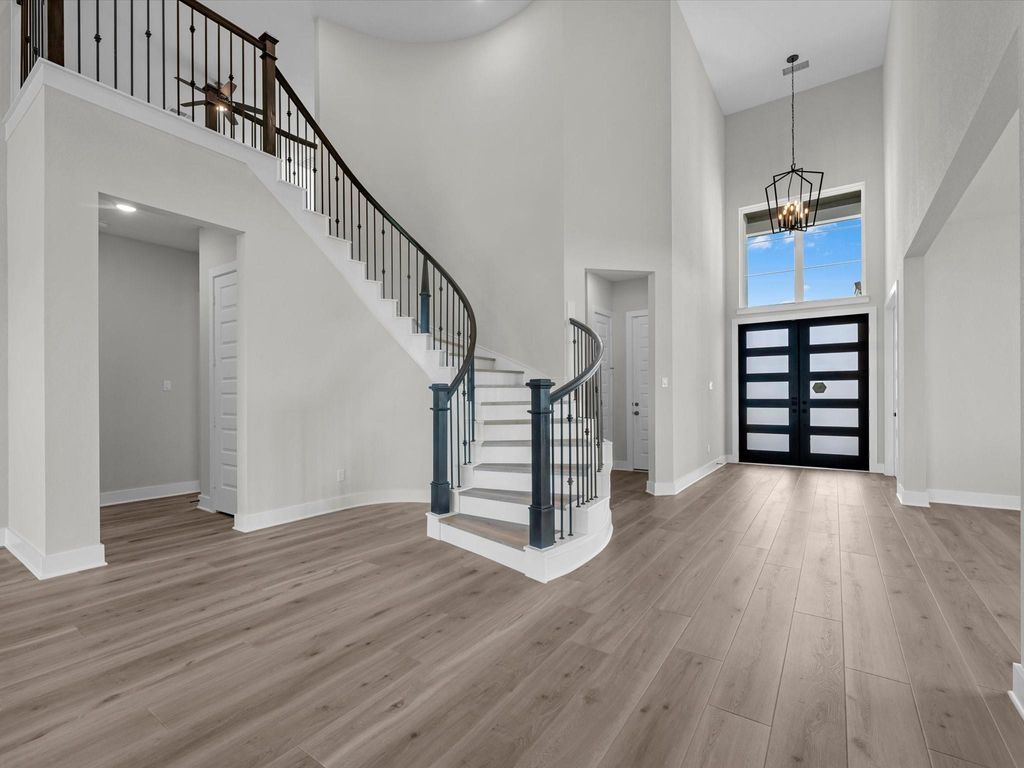 Image 10 of property listing at 11931 Golden Cove, Missouri City, TX 77459