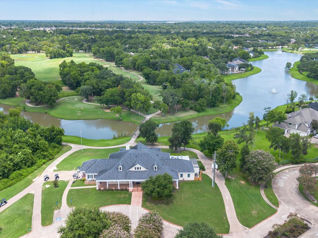 Image 30 of property listing at 11931 Golden Cove, Missouri City, TX 77459