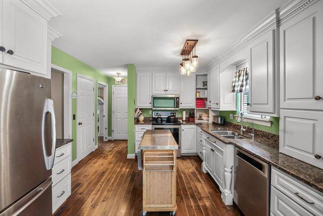 10006 Wendy Way, Lyles, TN 37098