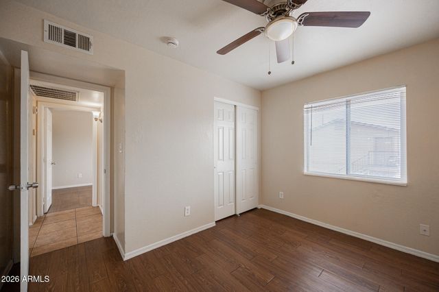 2443 E MOBILE Lane Apt 201, Phoenix, AZ 85040