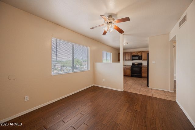 2443 E MOBILE Lane Apt 201, Phoenix, AZ 85040