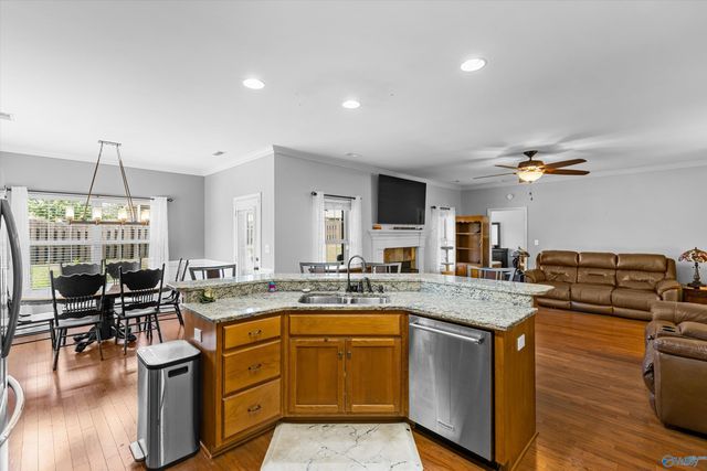 14337 Turnberry Lane, Athens, AL 35613