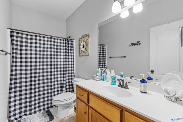 14337 Turnberry Lane, Athens, AL 35613