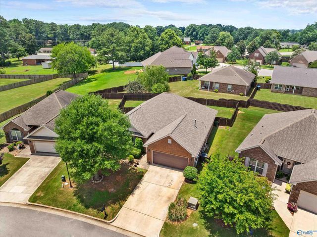 14337 Turnberry Lane, Athens, AL 35613