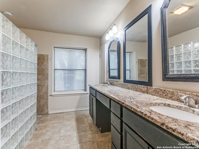 6303 Scrub Jay, San Antonio, TX 78240