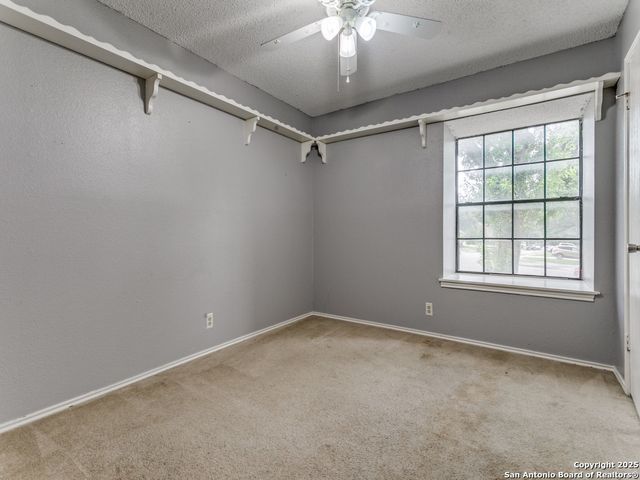 6303 Scrub Jay, San Antonio, TX 78240