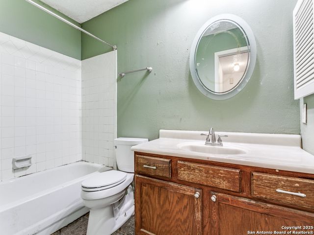 6303 Scrub Jay, San Antonio, TX 78240