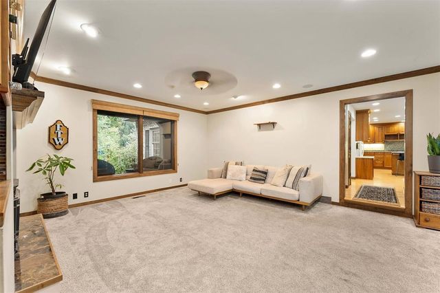 3602 Timber Trails Court, Eau Claire, WI 54701