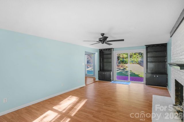 12006 Woodside Falls Road, Pineville, NC 28134