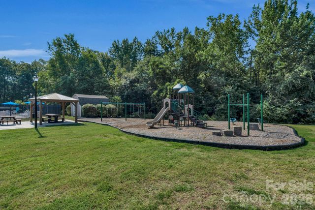 12006 Woodside Falls Road, Pineville, NC 28134