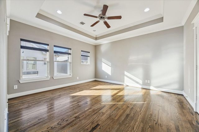 1229 W 16th Street, Houston, TX 77008