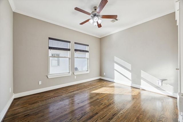 1229 W 16th Street, Houston, TX 77008