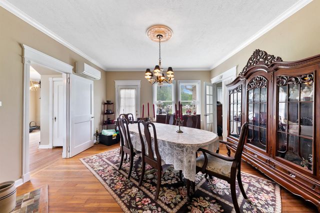 2222 N Main Street, Highlands, TX 77562