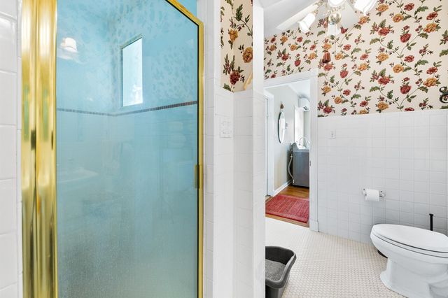 2222 N Main Street, Highlands, TX 77562