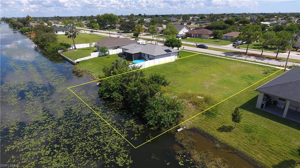 707 Gleason PKWY, CAPE CORAL, FL 33914 — photo 3