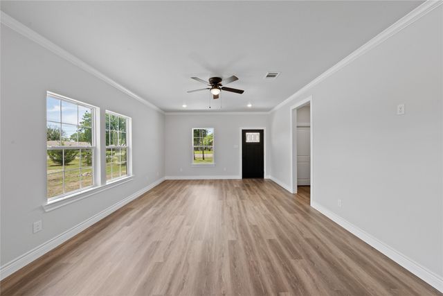 502 N Mignonette Drive, Kosse, TX 76653