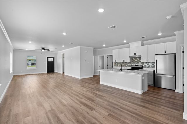 502 N Mignonette Drive, Kosse, TX 76653