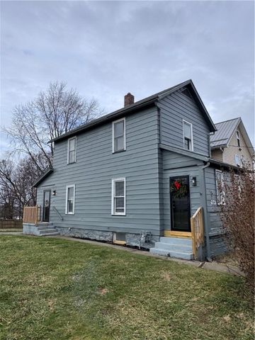 504 Emerson Ave, Farrell, PA 16121