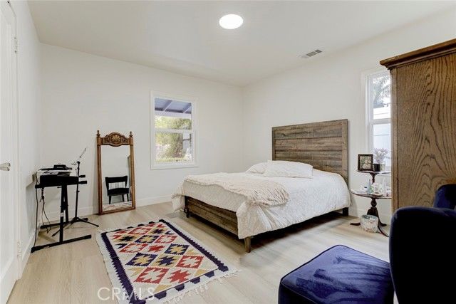 11350 Orcas, Sylmar (los Angeles), CA 91342