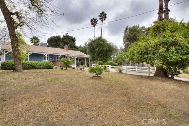 11350 Orcas, Sylmar (los Angeles), CA 91342