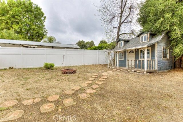 11350 Orcas, Sylmar (los Angeles), CA 91342