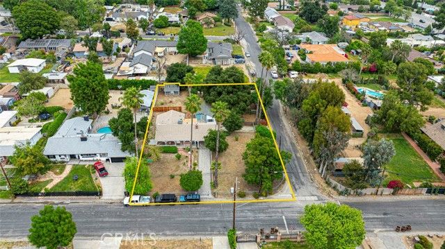 11350 Orcas, Sylmar (los Angeles), CA 91342