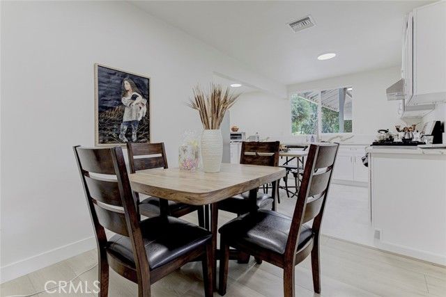 11350 Orcas, Sylmar (los Angeles), CA 91342