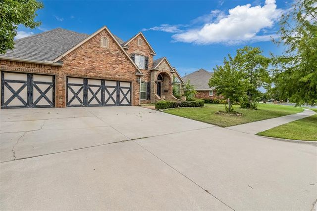 3905 Carrington Lane, Norman, OK 73072