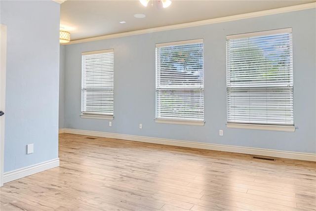 3905 Carrington Lane, Norman, OK 73072