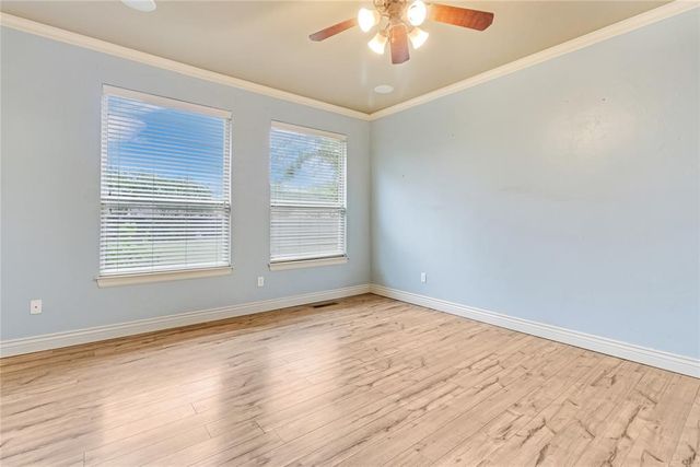 3905 Carrington Lane, Norman, OK 73072