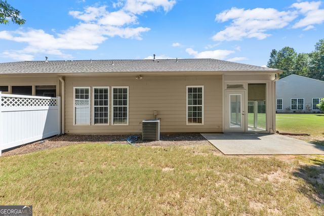 6247 LONGLEAF Drive, Hoschton, GA 30548