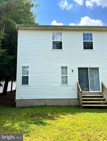 101 HICKORY HOLLOW CIR, Warrington, PA 18976