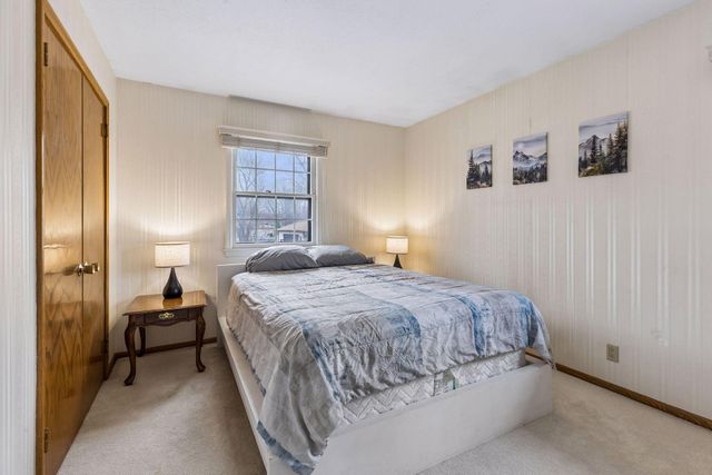 325 107th Avenue NE, Blaine, MN 55434