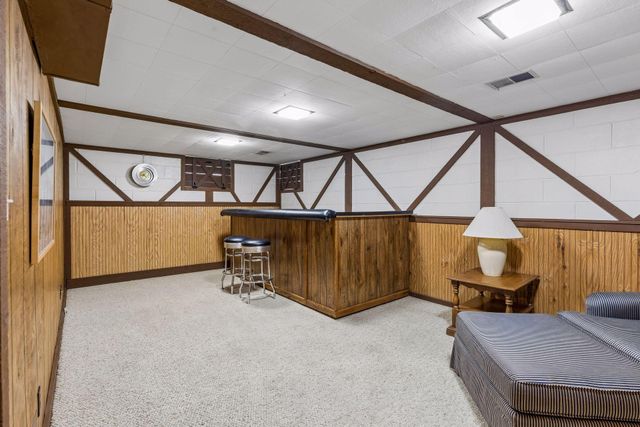 325 107th Avenue NE, Blaine, MN 55434