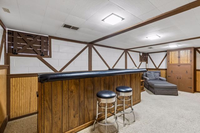 325 107th Avenue NE, Blaine, MN 55434